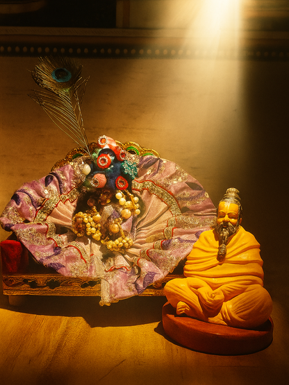 🙏Premanand Ji Maharaj Idol | Statue for Home, Office, Car Dashboard & Puja Décor✨